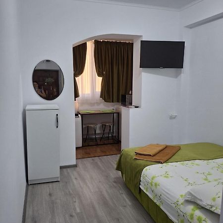 Anna Home Râmnicu Vâlcea Eksteriør billede